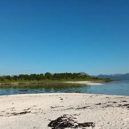 Centrally Located By The Sea - Сasa de vacaciones Sortland