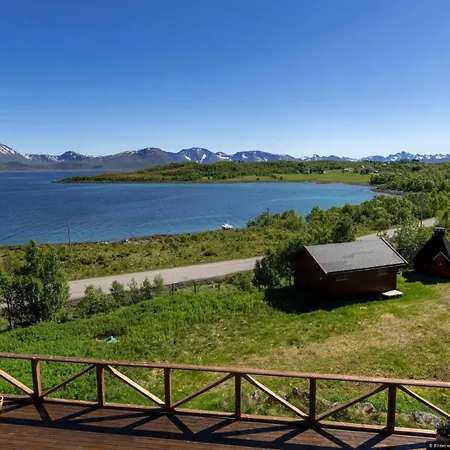 Centrally Located By The Sea - Сasa de vacaciones *