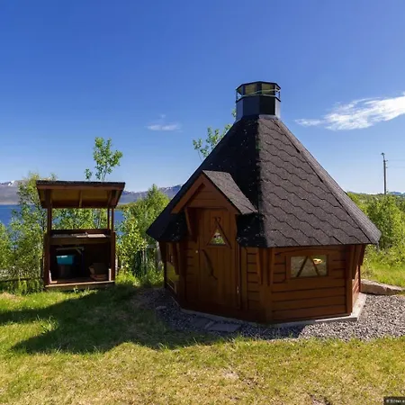 Centrally Located By The Sea - Feriehus *