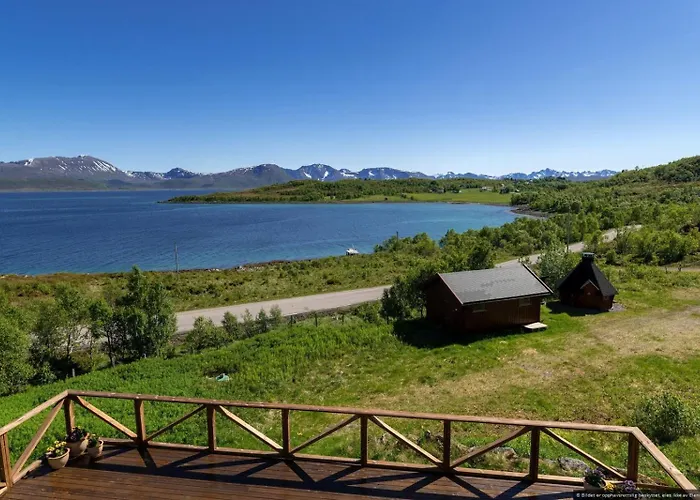 Centrally Located By The Sea - 別荘 *